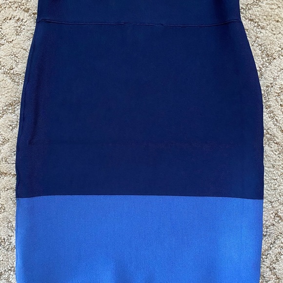 BCBGMAXAZRIA Color block bondage skirt size XS - Picture 6 of 7